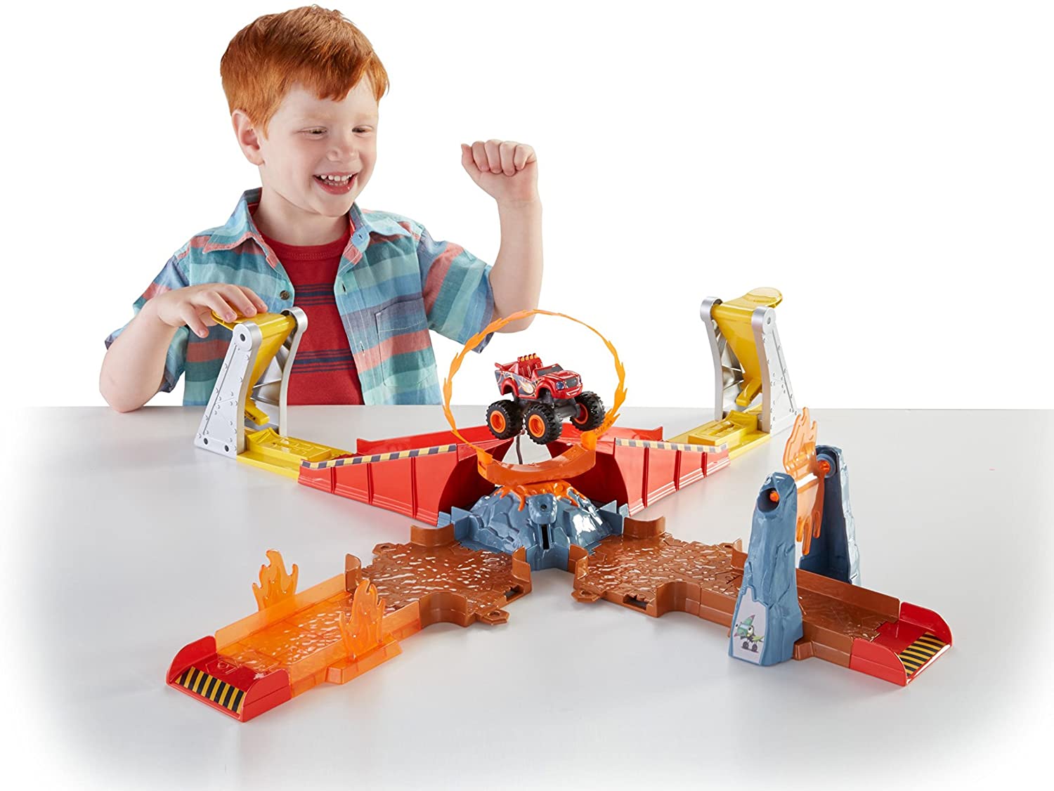 Blaze and the Monster Machines: Flaming Volcano Jump Playset